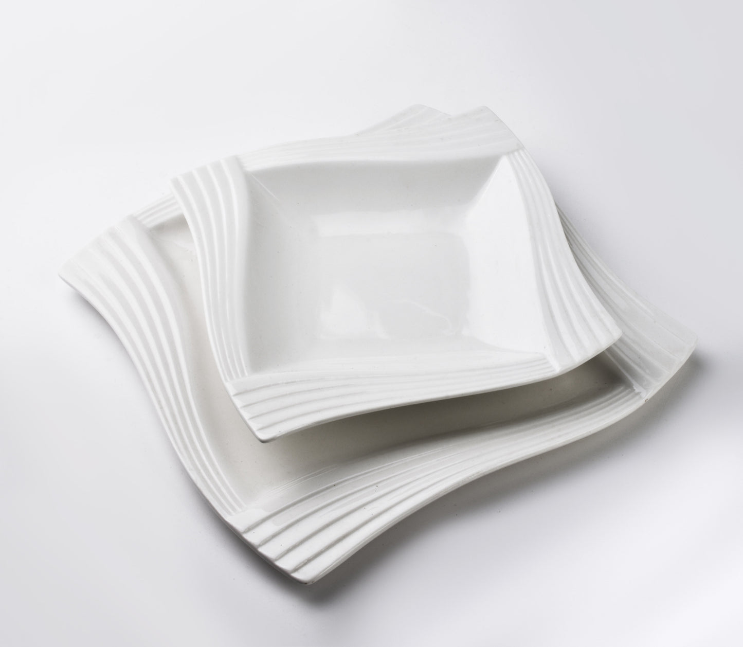BASIC Talerz płaski FALA 24x32,5h1,5cm Mondex